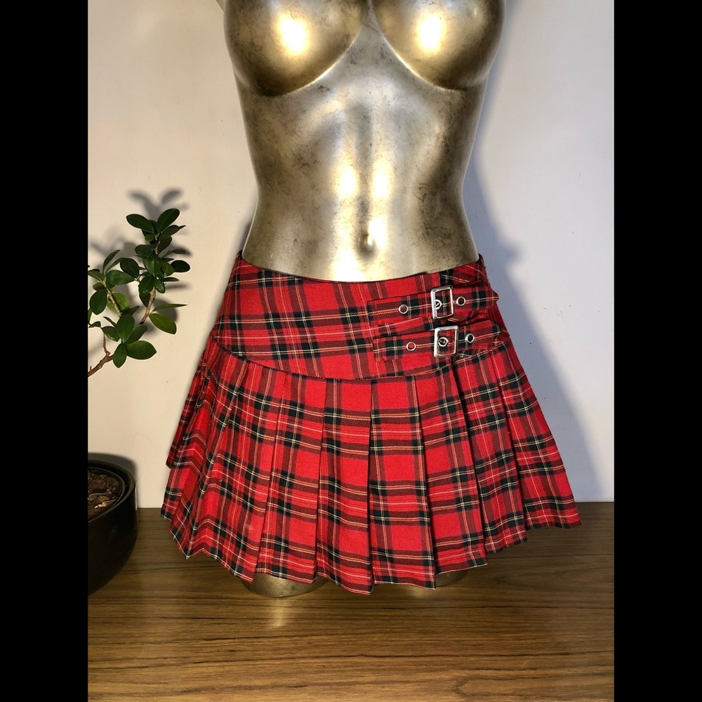 very short red tartan skirt ❤️XS❤️